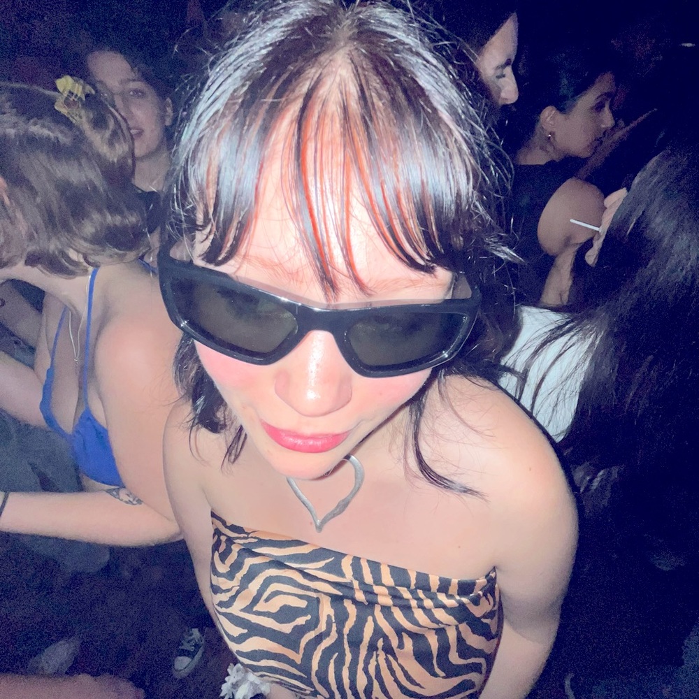 Meet your Posher, Hailey